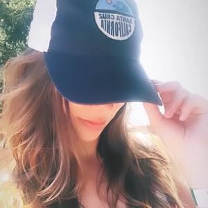 Meet your Posher, Amabely